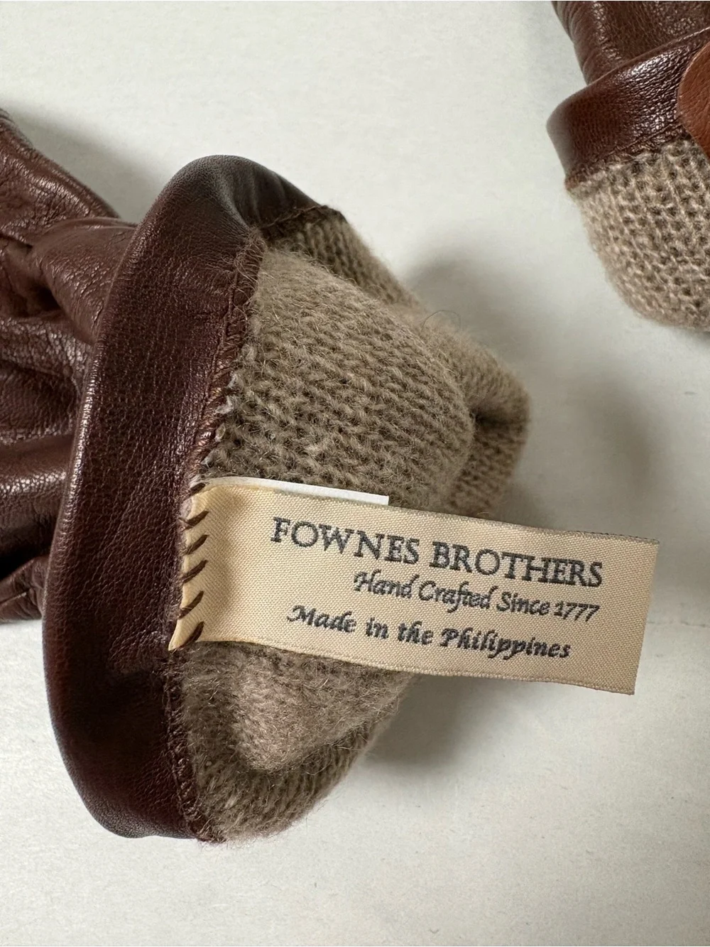 Fownes Brothers Classic Brown Leather Gloves Cashmere Lining size 7